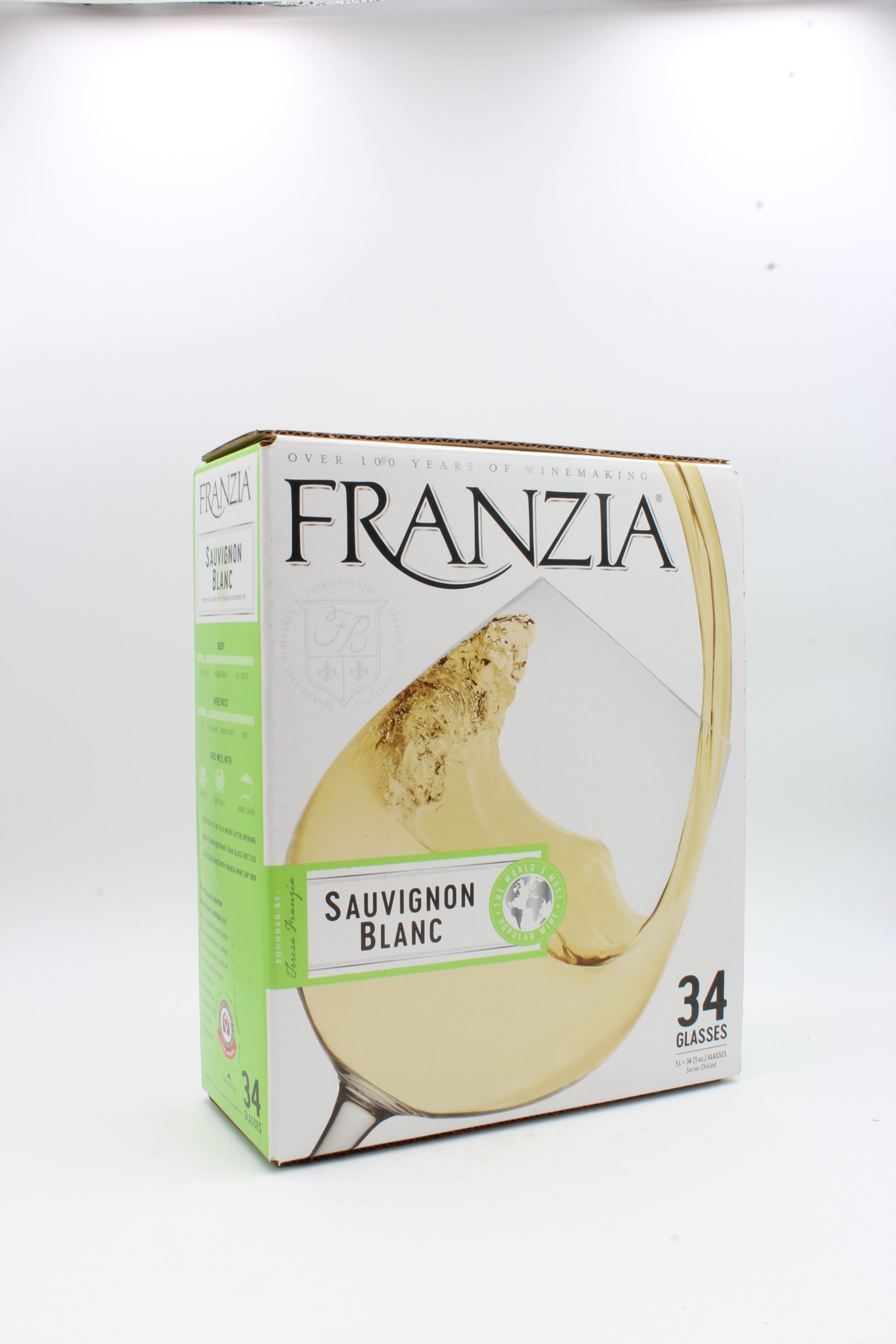 083120011231.jpg Franzia Sauvignon Blanc-5.0l - Image 1